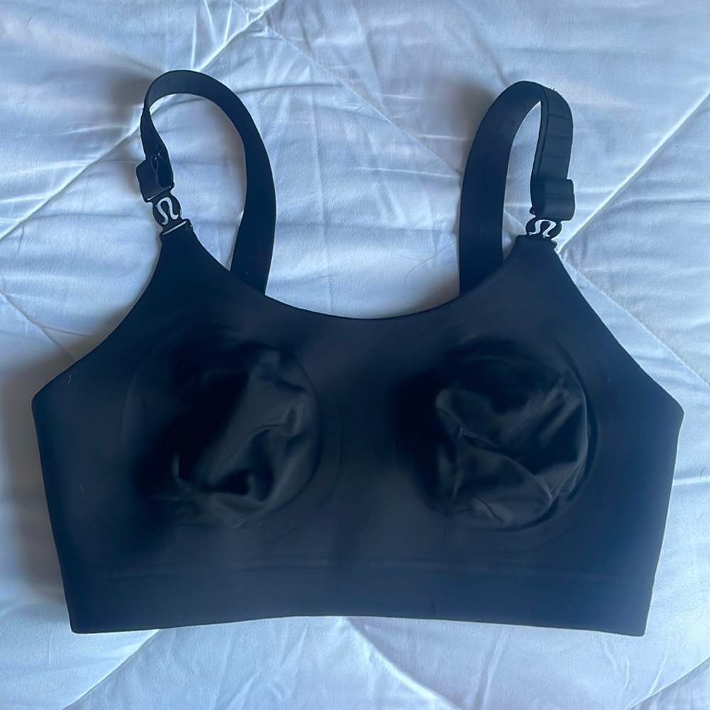 Lululemon sports bra- 34DD